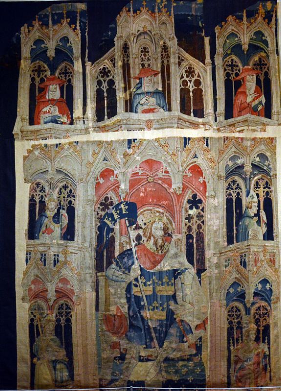 New York Cloisters 63 018 Nine Heroes Tapestries - Three Attendants and King Arthur and Two Attendants - Netherlands 1400